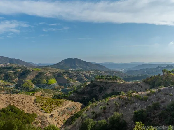 4385 Rainbow Vista Dr, Fallbrook, CA 92028