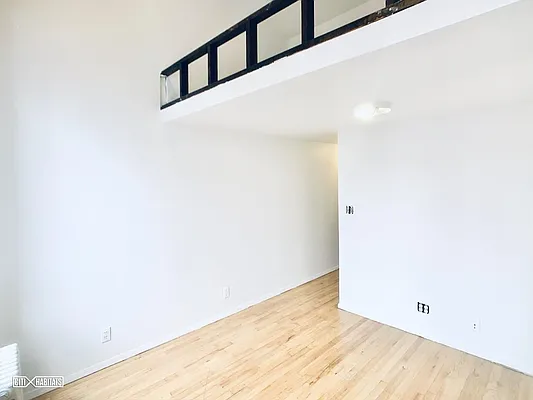 Rented by Citi Habitats | media 30