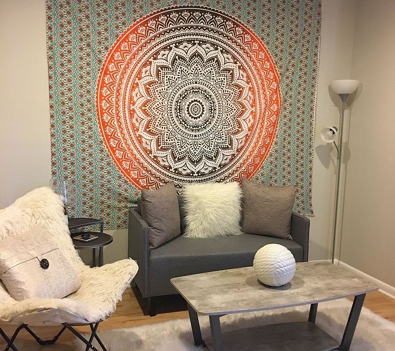 1st image of 302 Stadium Dr APT 202