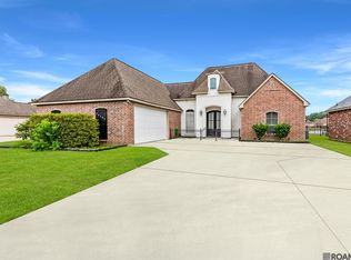 34184 Fountain View Dr, Walker, LA 70785