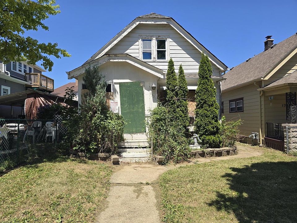 1st image of 1330 W Euclid AVENUE