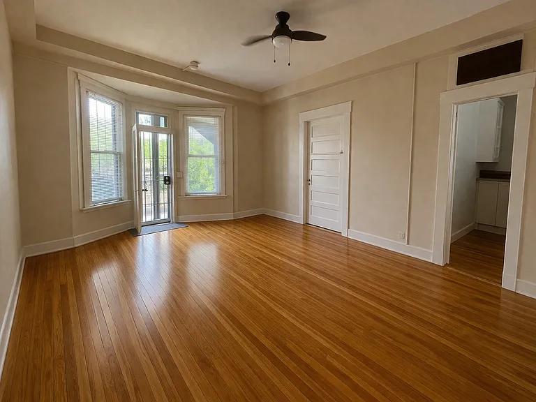 414 S 3rd Ave #11 — Photo 10
