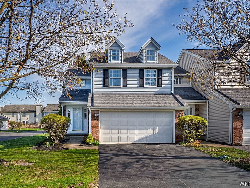 1st image of 30 Hillcrest Hts