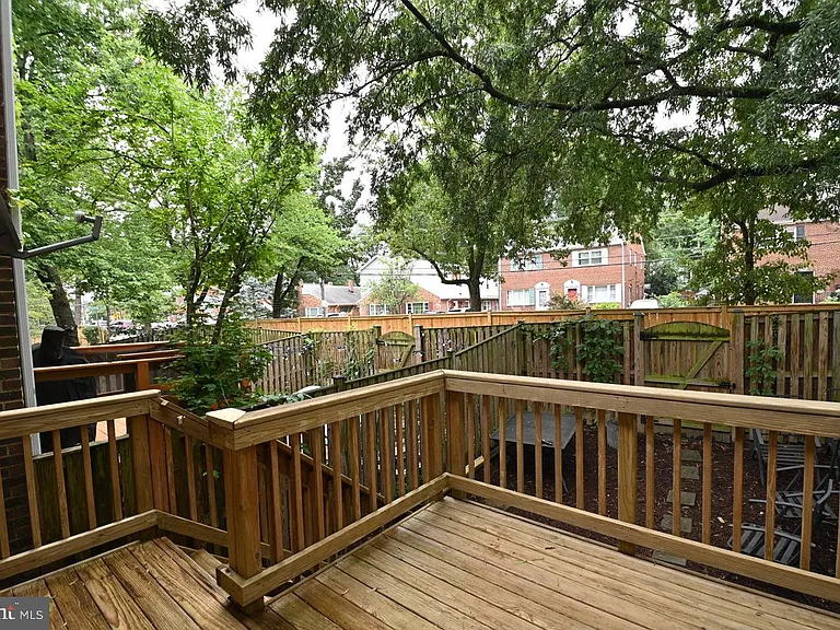 3804 Brighton Ct — Photo 31