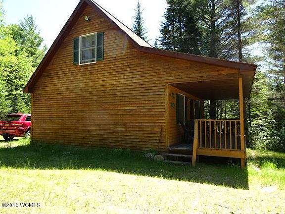 3rd image of 53 Beech Hill Ln