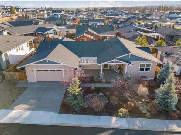 4570 SW Yew Ave, Redmond, OR 97756