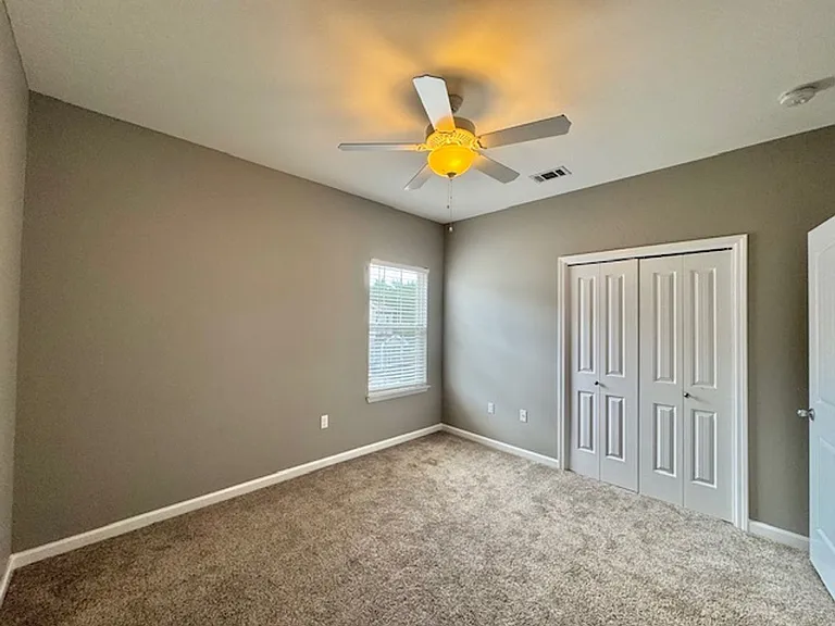 126 Farrah Ave — Photo 27