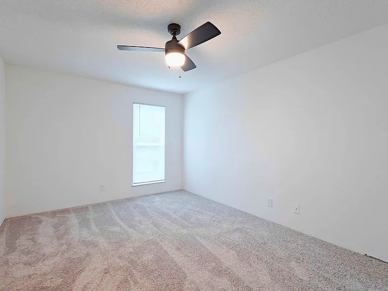 Enclave at North Point — Photo 57