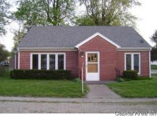 213 W Wilson St, Bluffs, IL 62621