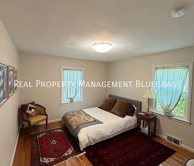 314 Sheridan Dr — Photo 4
