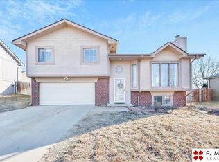 10803 S 19th St, Bellevue, NE 68123