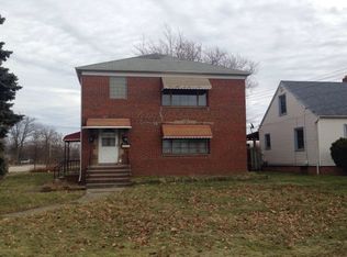 5869 W 54th St, Parma, OH 44129