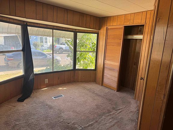 5th image of 2854 Elm Dr