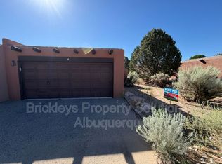 2 Cochiti Trl, Corrales, NM 87048