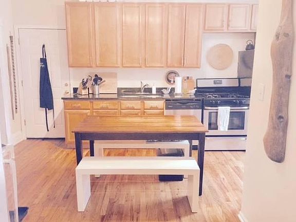 4th image of 2352 W Ohio St APT 1