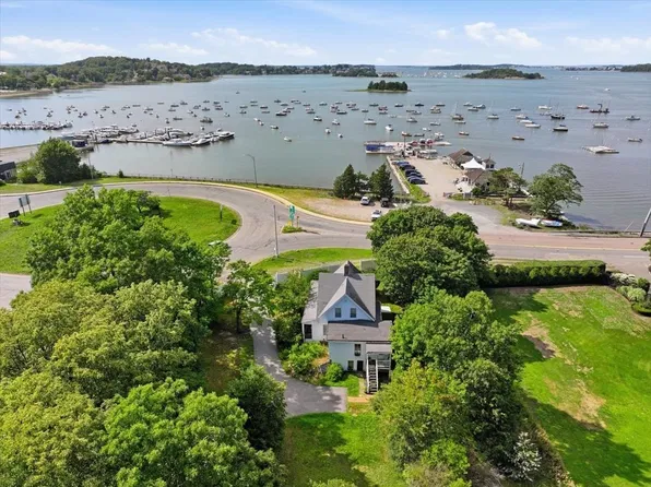 45 Summer St, Hingham, MA 02043
