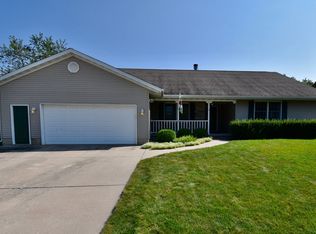 1603 Ensign Dr, Normal, IL 61761