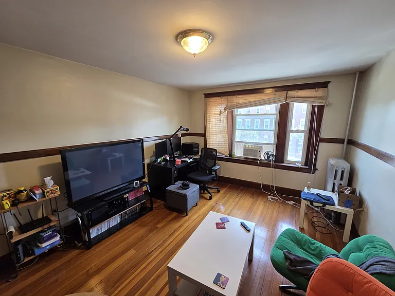 105 Norfolk St #3 — Photo 2