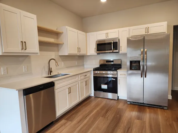 104 S Walnut St #104, Edmond, OK 73003