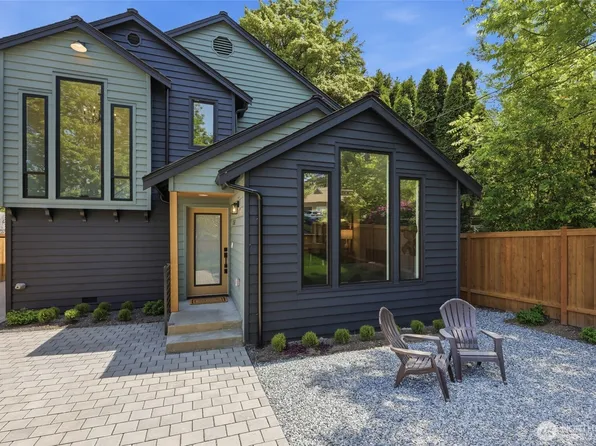 12562 17th Avenue NE, Seattle, WA 98125