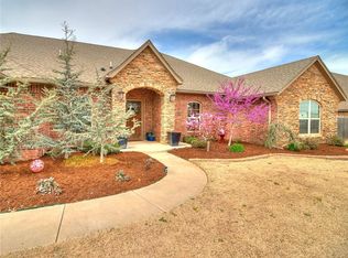 6974 Ashley Trl, Edmond, OK 73025