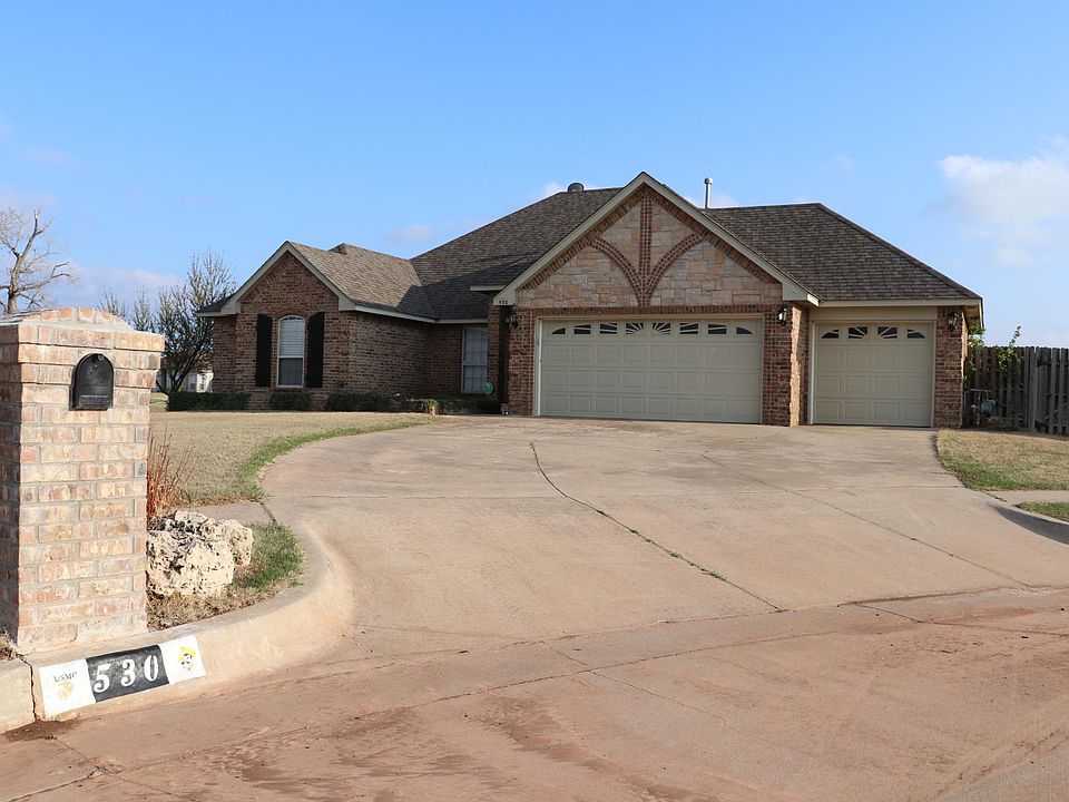 1st image of 530 W Pine Rose Court Way