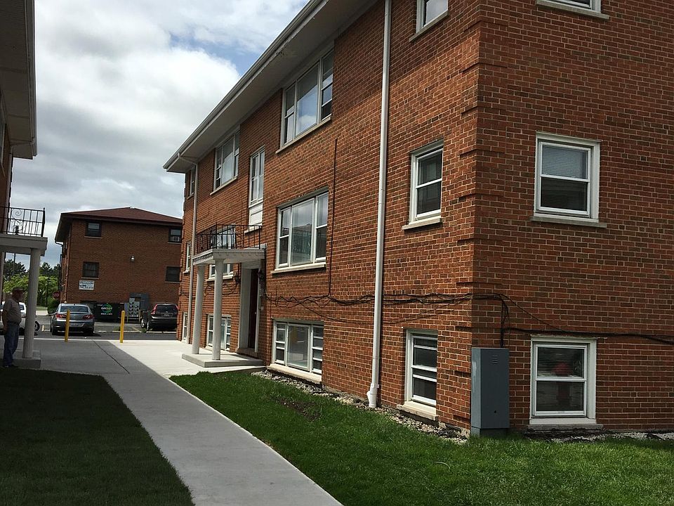 1st image of 9455 Maple Dr APT 1A