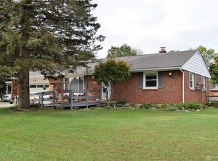 4621 Heron Rd, Springfield, OH 45502