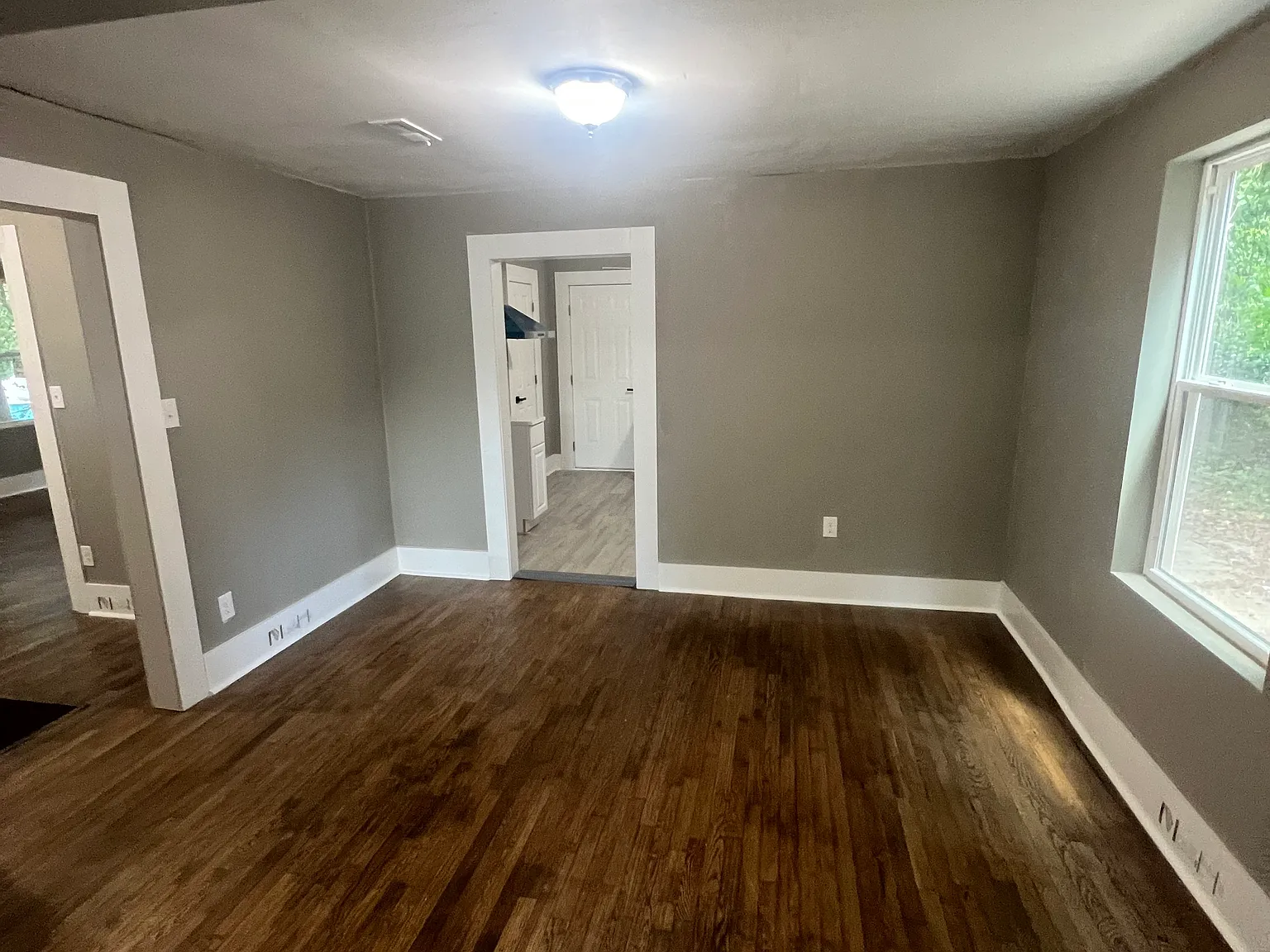 2 bed, 1108 sqft, $1,500 — Photo 3