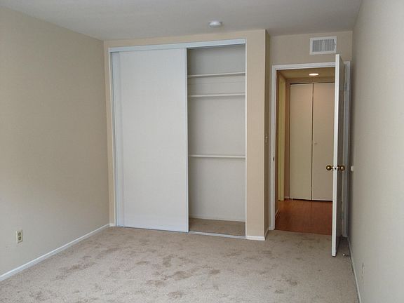 5th image of 28006 S Western Ave