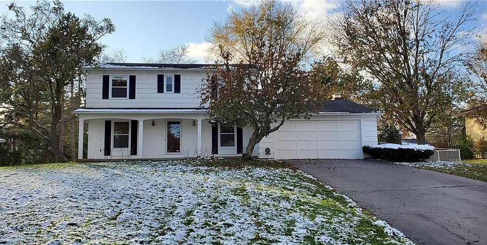 1st image of 33 Harper Dr