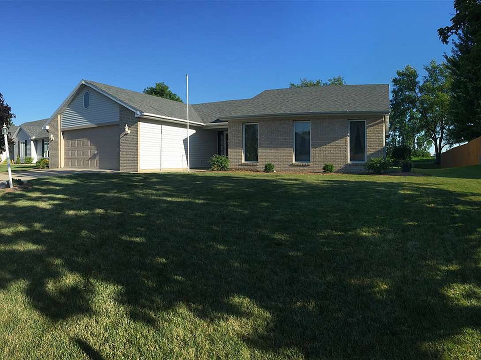1st image of 403 Carlisle Dr