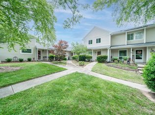 9014 McAlpine Cove Ct, Charlotte, NC 28270
