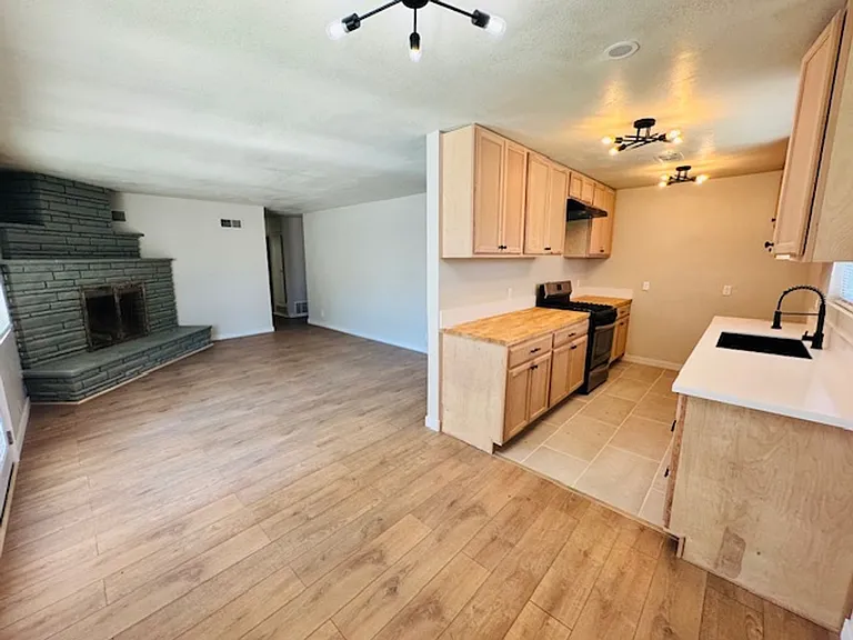 45402 5th St E — Photo 5