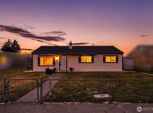 1708 N 17th Ave, Pasco, WA 99301