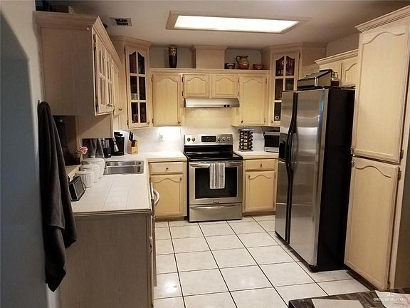 5th image of 2612 Shasta Ave
