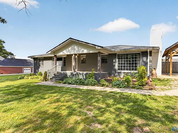 3rd image of 192 Lisa Ln