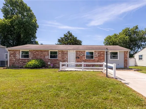 1930 Demetro Dr, Hampton, VA 23663