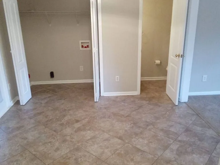 738 Ablow Dr — Photo 8