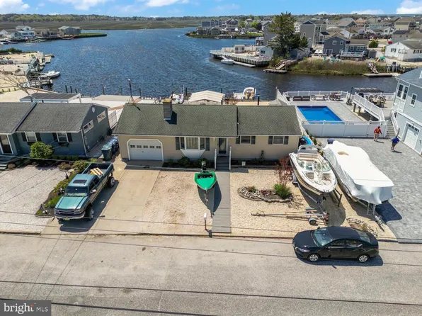136 E Raritan Dr, Little Egg Harbor, NJ 08087
