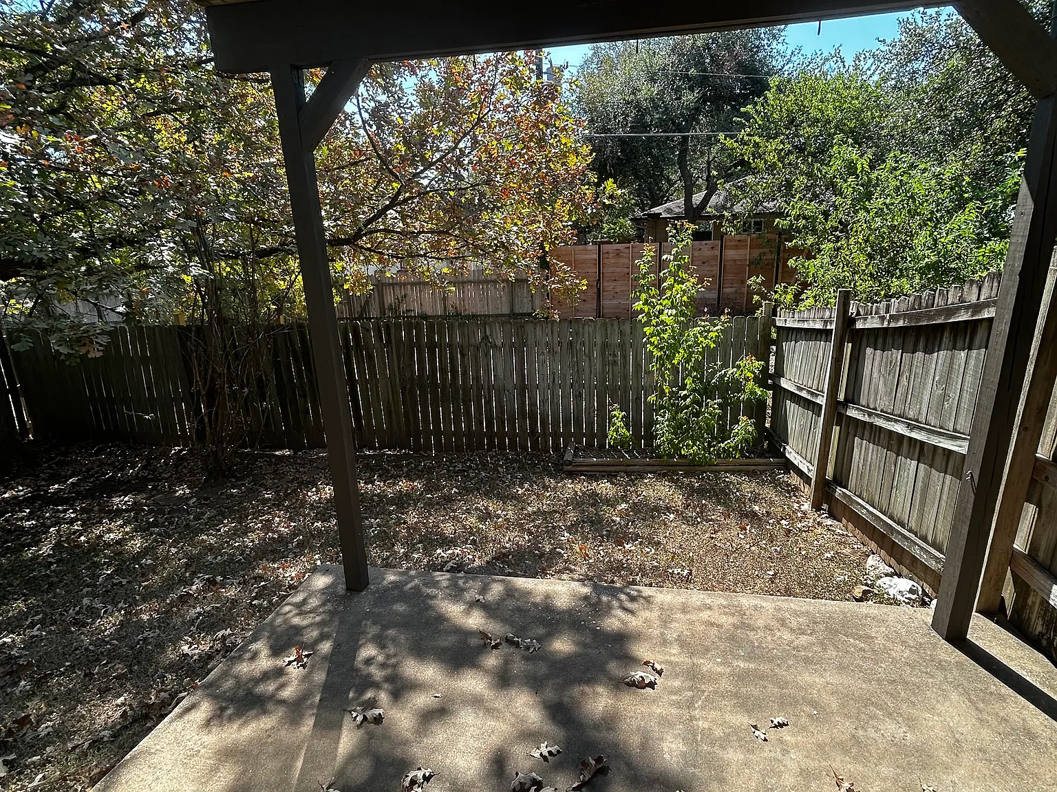 2 bed, 1.5 bath, 1100 sqft, $1,700 — Photo 3