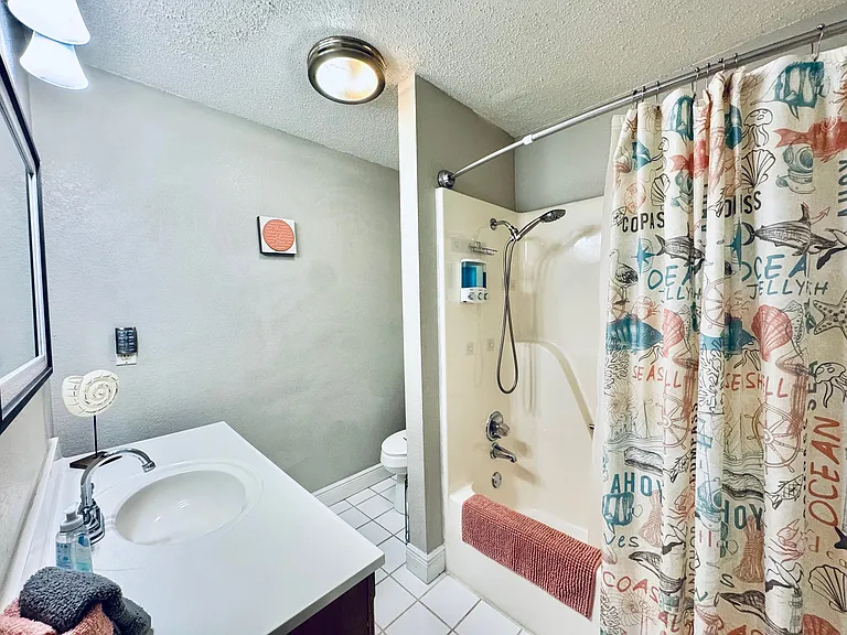 6027 N Airport Rd — Photo 5