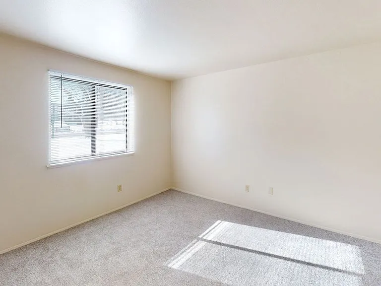Walnut Trail Apartments — Photo 65