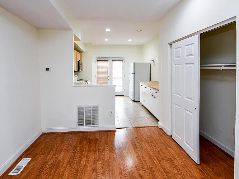 1651 Gales St NE — Photo 9