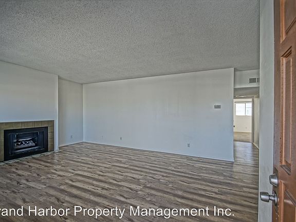 2nd image of 3650 Garnet St APT 11