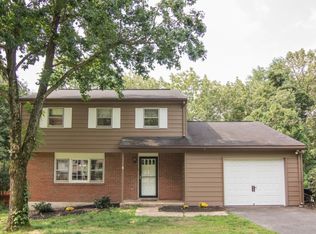 1678 Briarwood Ln, Pottstown, PA 19464