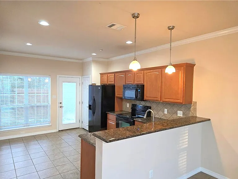 305 Holleman Dr E #1503 — Photo 4