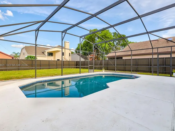 10031 River Glen Ct, Orlando, FL 32825