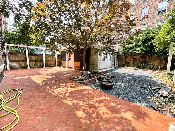 4th image of 428 E 18th St APT 2
