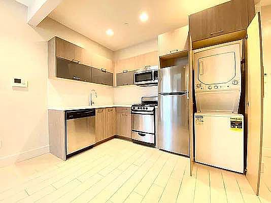 3rd image of 273 W 138th St APT 3B